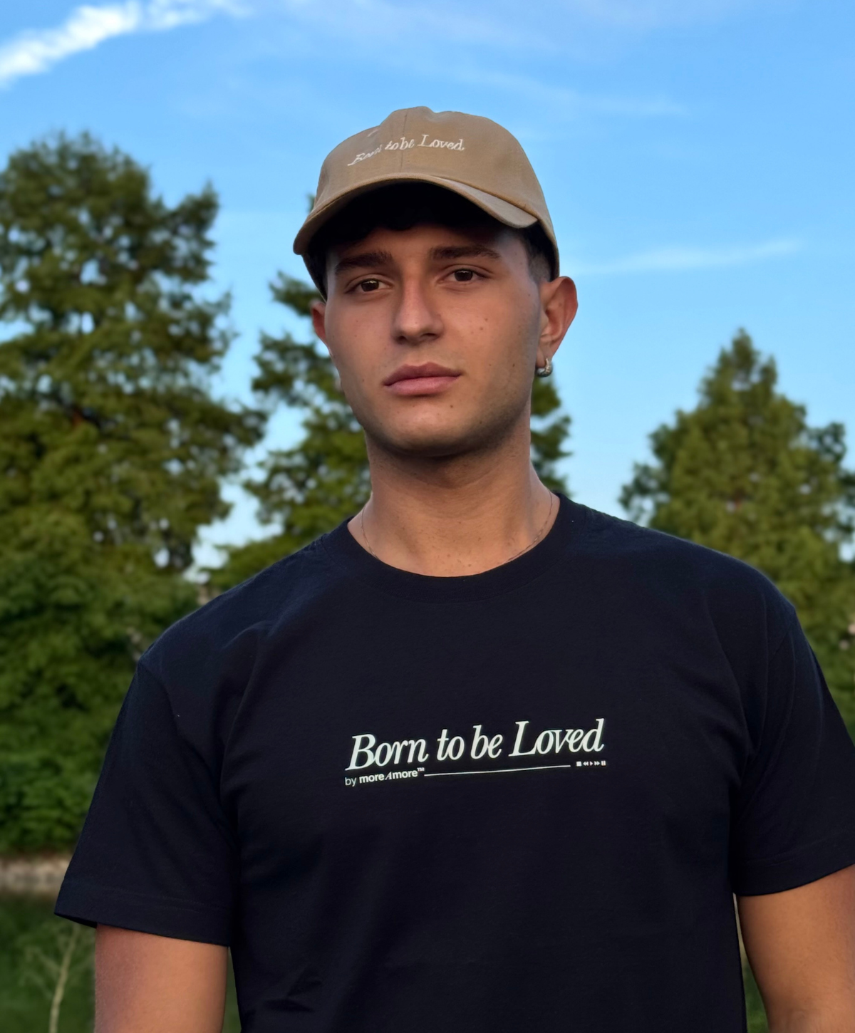 BORN TO BE LOVED TEE BLACK