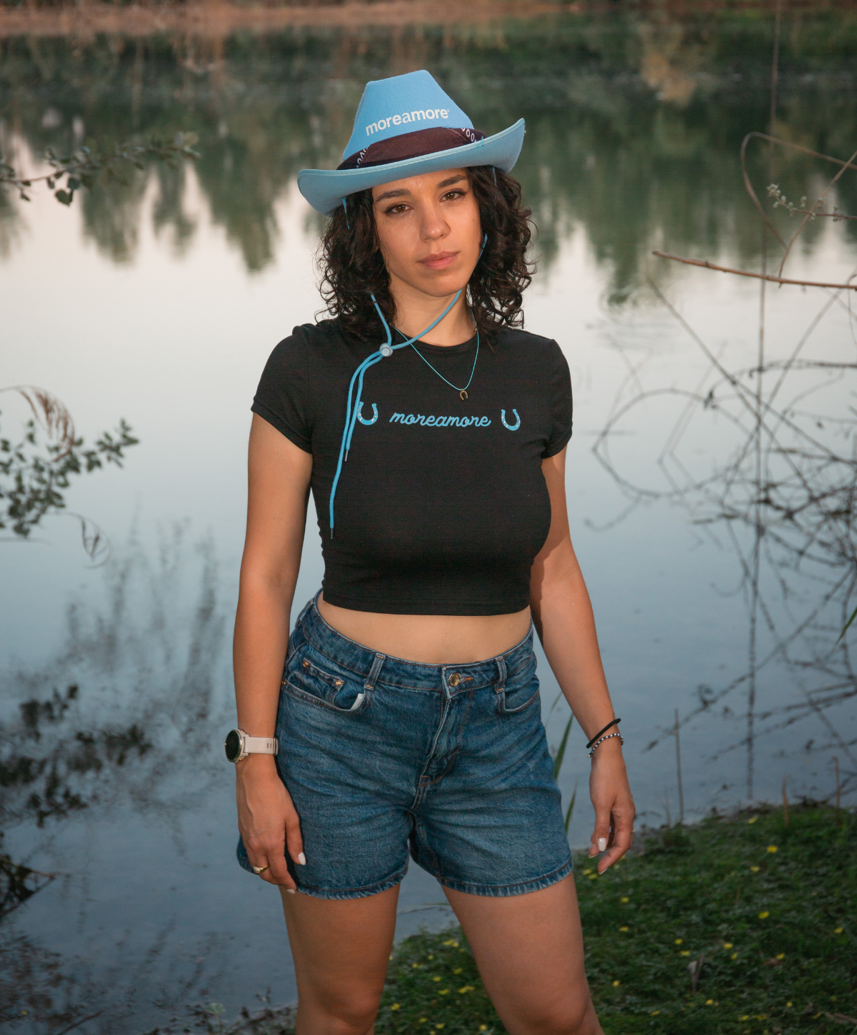 HORSESHOE CROP TOP